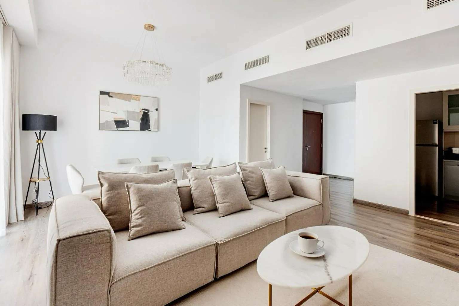 Beautiful 2 Bedroom With Full Sea View! Jbr Dubai