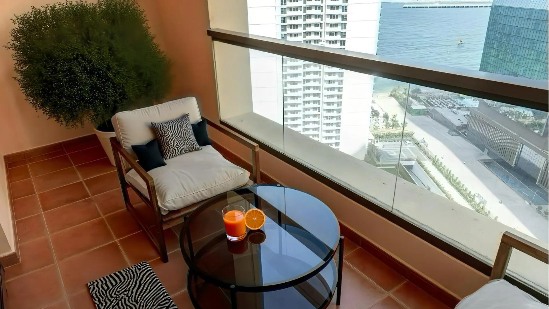 Beautiful 2 Bedroom With Full Sea View! Jbr Dubai United Arab Emirates